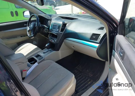 2014 Subaru Outback 2.5I Premium из США, поврежденный, VIN 4S4BRCCC0E3256954